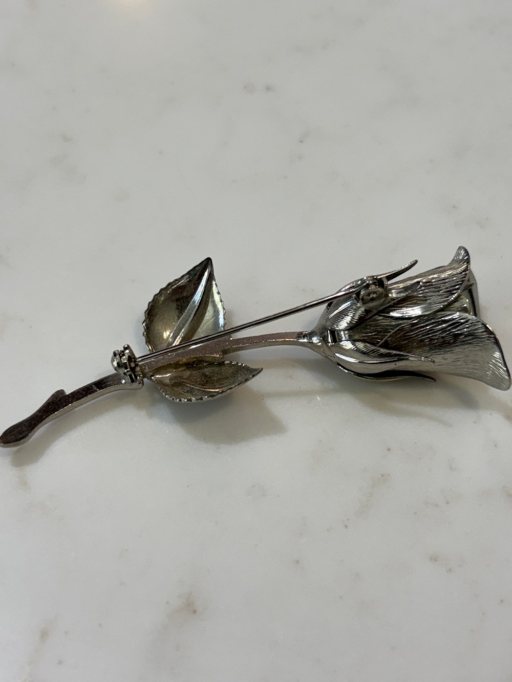 Vintage Silver Tone Rosebud Floral Brooch Pin Cottagecore Romantic One Size - Picture 2 of 4